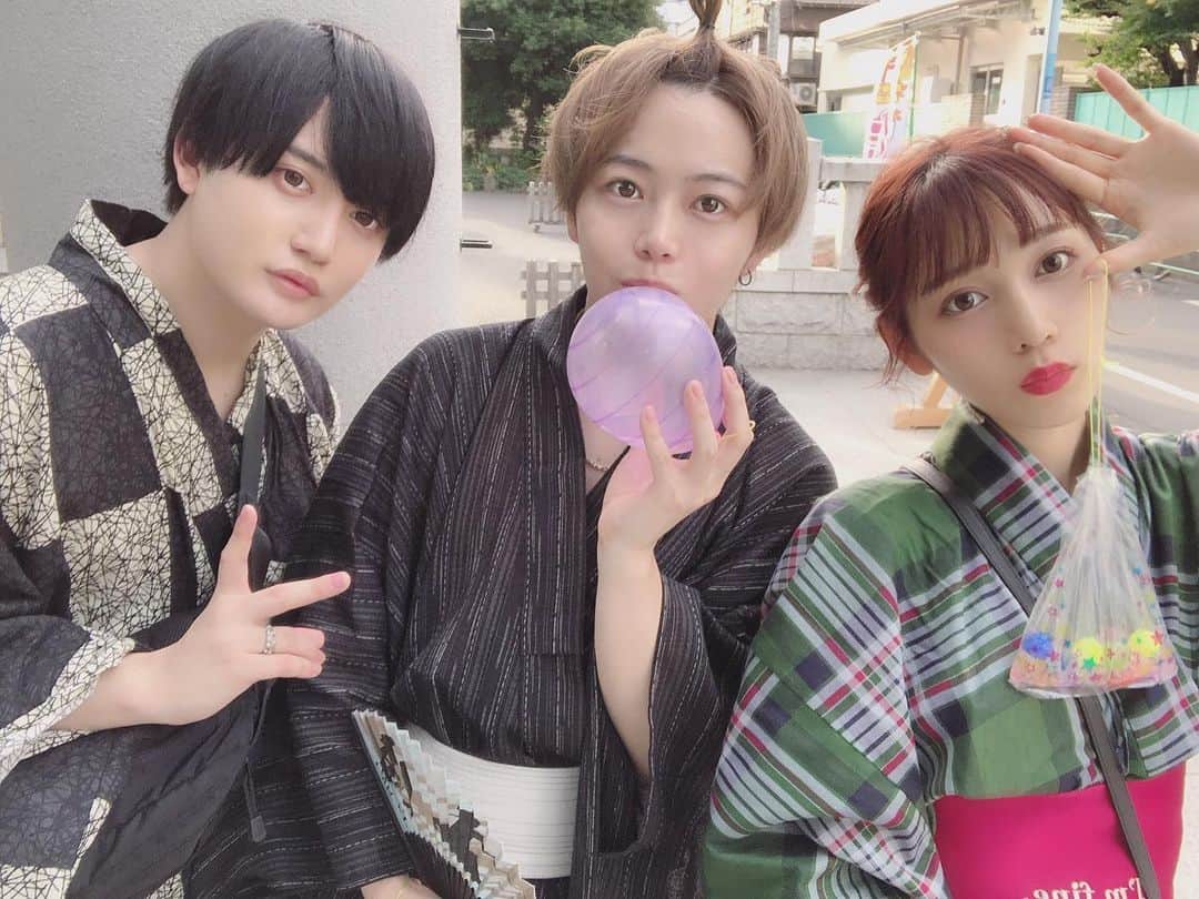 のインスタグラム：「お祭り楽しかったなあ〜」