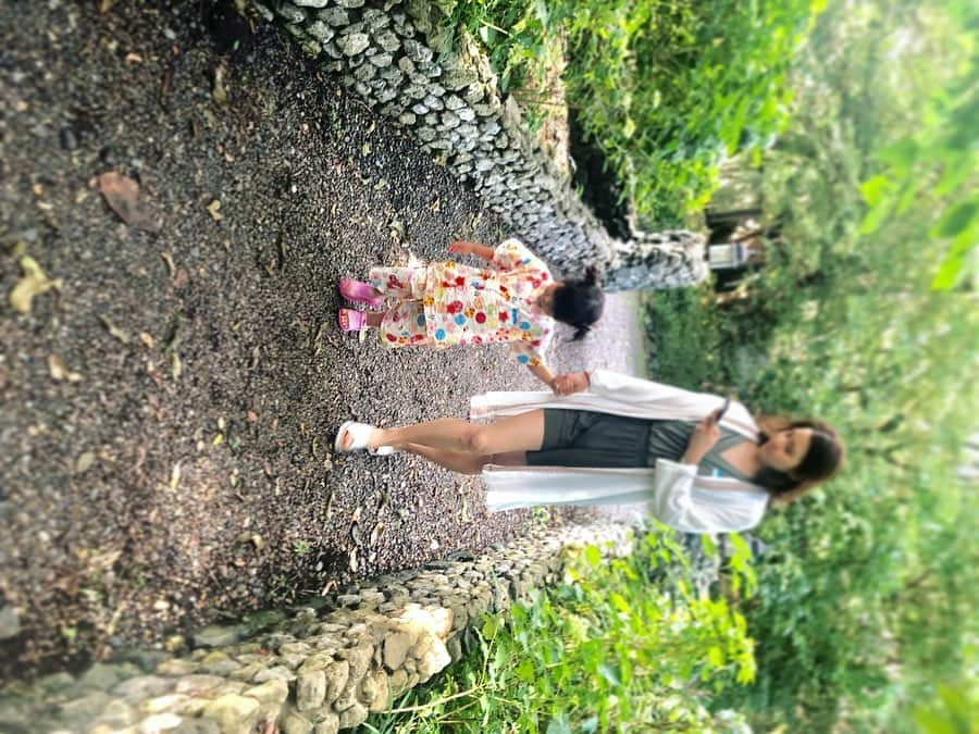 寺村美穂さんのインスタグラム写真 - (寺村美穂Instagram)「#20190813  4年ぶりの場所😽 子供たちはほんとうに いつもパワフル👨‍👩‍👧‍👦🧡💙 そして寝顔は天使 👼🏻❤️」8月13日 21時03分 - teramipooo