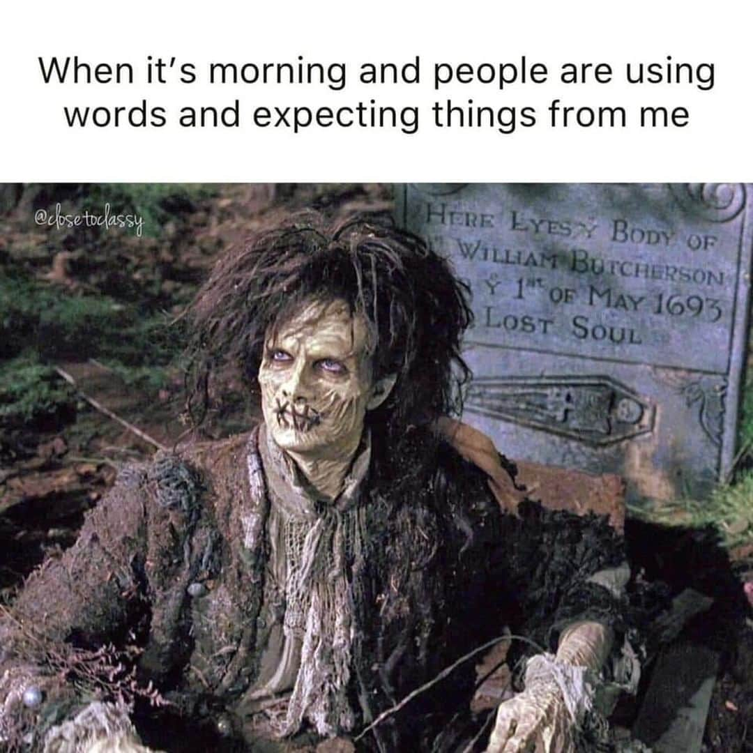 Alternative Pressさんのインスタグラム写真 - (Alternative PressInstagram)「It's just one of those days. Cue Limp Bizkit⁠ .⁠ 🔄: @closetoclassy⁠ .⁠ .⁠ #hocuspocus #morningmeme #meme #altpress #alternativepress」8月13日 21時00分 - altpress