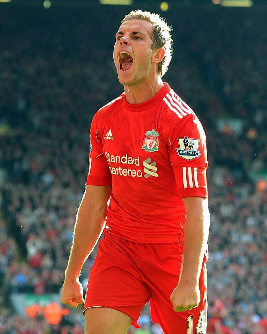 リヴァプールFCさんのインスタグラム写真 - (リヴァプールFCInstagram)「On this day eight years ago, the skipper made his debut for the Reds 👌🔴 #LFC #LiverpoolFC #Skipper #PremierLeague」8月13日 21時17分 - liverpoolfc