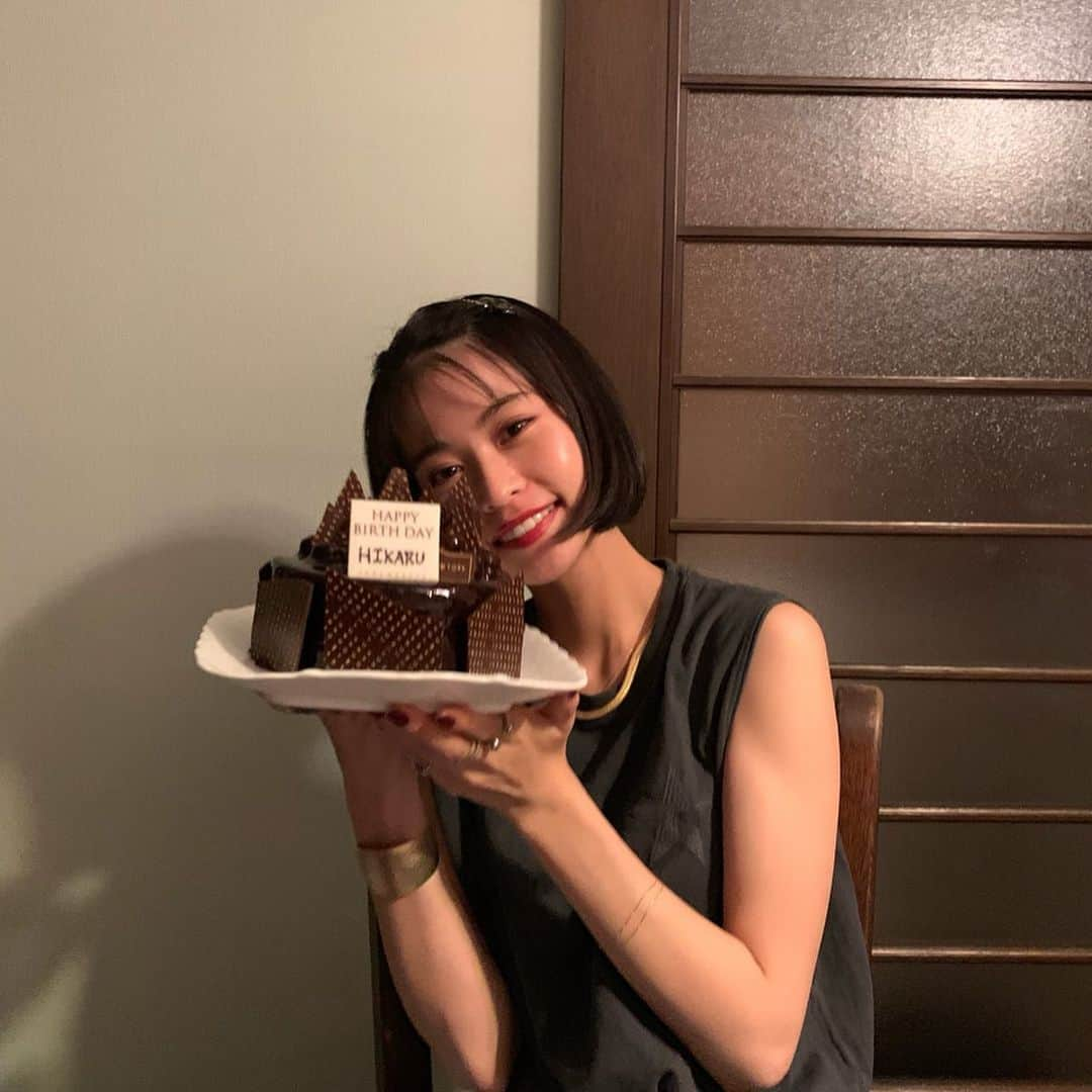 横田ひかるさんのインスタグラム写真 - (横田ひかるInstagram)「美味しかったな〜🎂🐶 Thanks always.」8月13日 21時40分 - _rncn950805