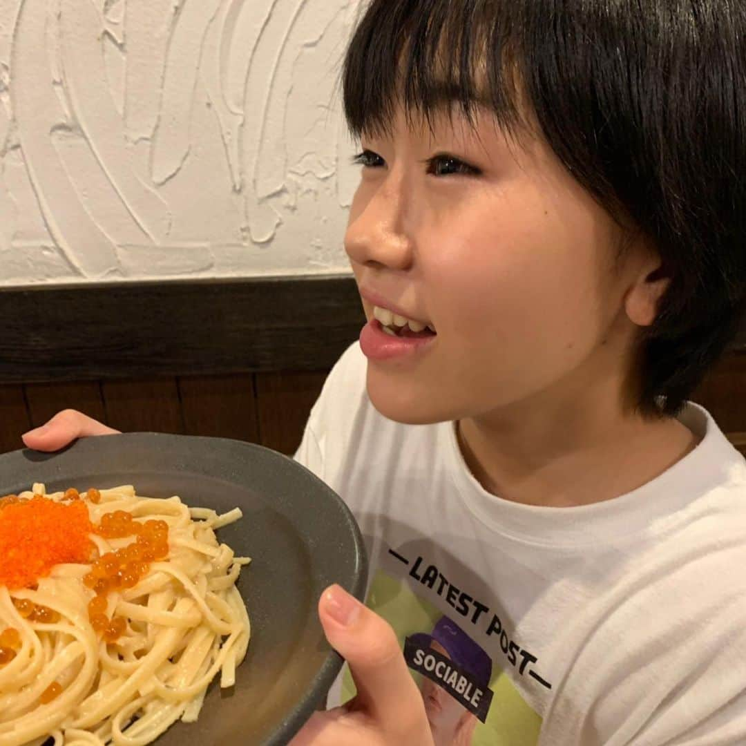 鈴木福さんのインスタグラム写真 - (鈴木福Instagram)「スパゲッティ❤ スパゲッティ 尊い…  兄弟みんなで～ 尊い…(笑)  #鈴木福#鈴木夢#夢#鈴木楽#鈴木誉#誉#尊い#スパゲッティ#ハート#兄弟#みんな#尊いシリーズ (?)」8月13日 21時46分 - s_fuku_te