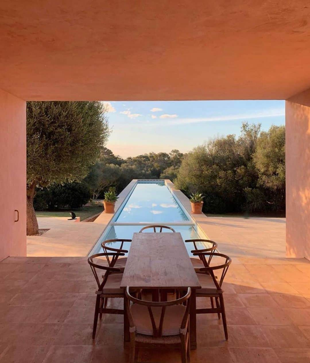 The Cool Hunterさんのインスタグラム写真 - (The Cool HunterInstagram)「Neuendorf House in Mallorca, Spain designed by @johnpawson」8月13日 22時14分 - thecoolhunter_