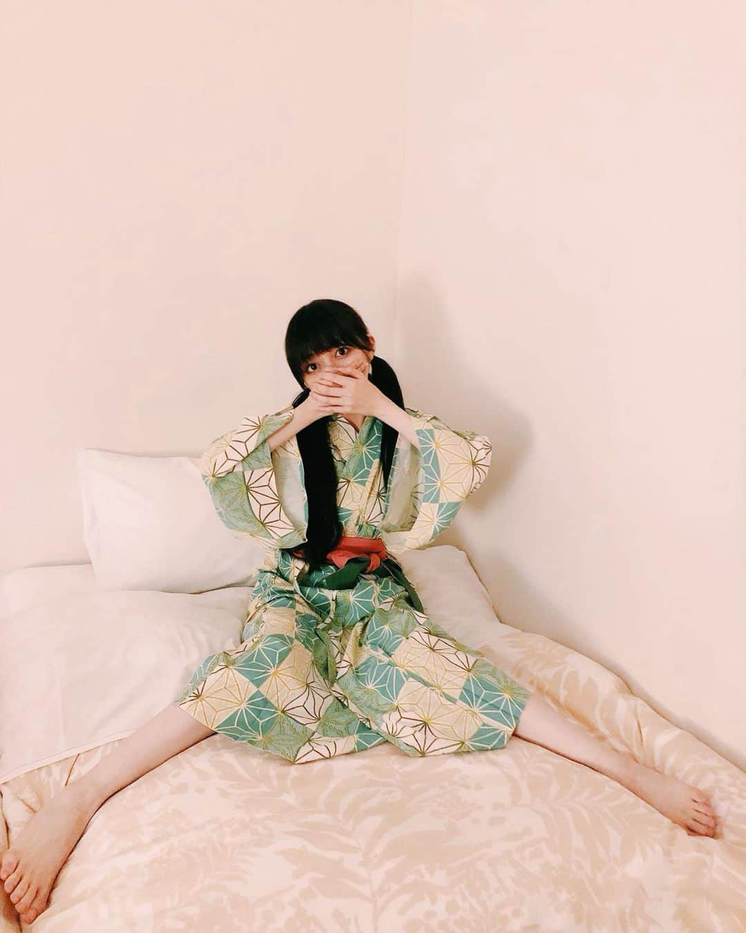 南波志帆さんのインスタグラム写真 - (南波志帆Instagram)「photo by 母 #箱根の想い出 #🎀 #🌿」8月13日 22時10分 - nanbashiho