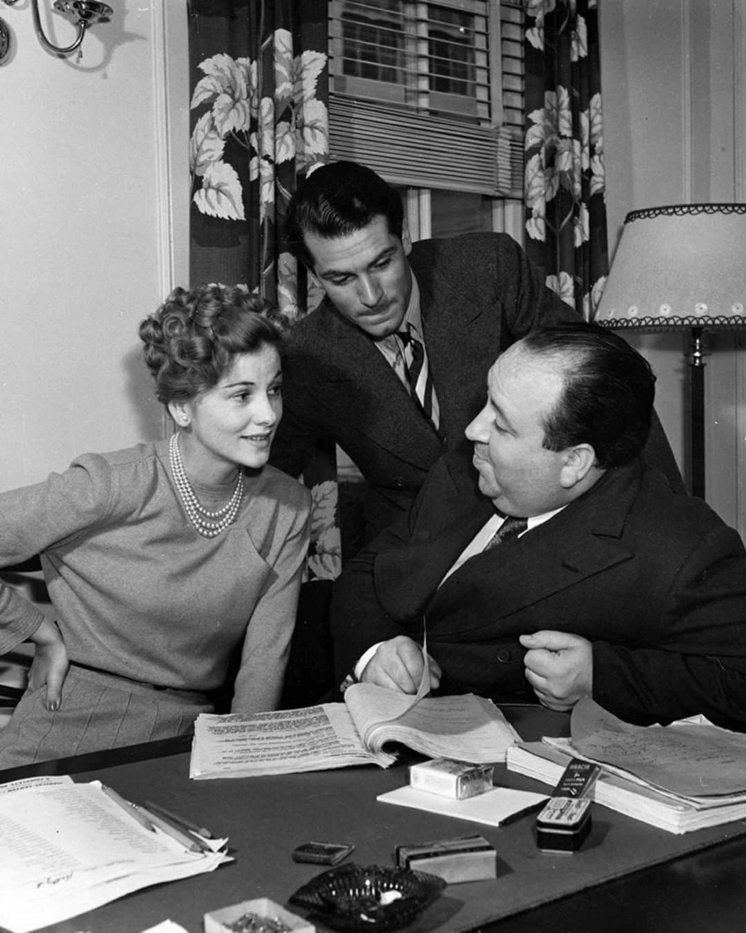 lifeさんのインスタグラム写真 - (lifeInstagram)「LIFE legend Alfred Hitchcock was born 120 years ago today on August 13, 1899 in Essex, England. He is pictured here discussing the script for his movie "Rebecca" with stars, Joan Fontaine and Laurence Olivier at his apartment in Wilshire Palms, Los Angeles, CA —1939. (Peter Stackpole—The LIFE Picture Collection/Getty Images) #LIFElegends #AlfredHitchcock」8月13日 22時13分 - life