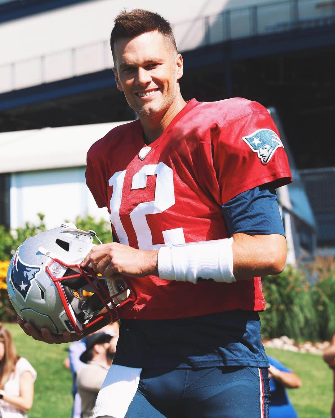 トム・ブレイディさんのインスタグラム写真 - (トム・ブレイディInstagram)「I think they just didn’t like the way the old helmet was working up in New England 🤣🏈」8月13日 22時22分 - tombrady