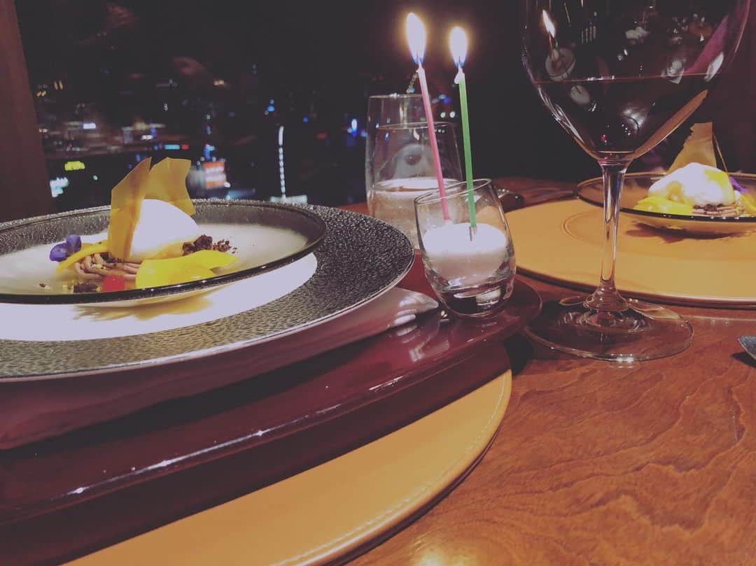 高井直子さんのインスタグラム写真 - (高井直子Instagram)「東京から来阪のikuyoさんの Birthday partyに途中参加🎂 Happy Birthday🎂 • #pierre」8月13日 22時29分 - naokotakai