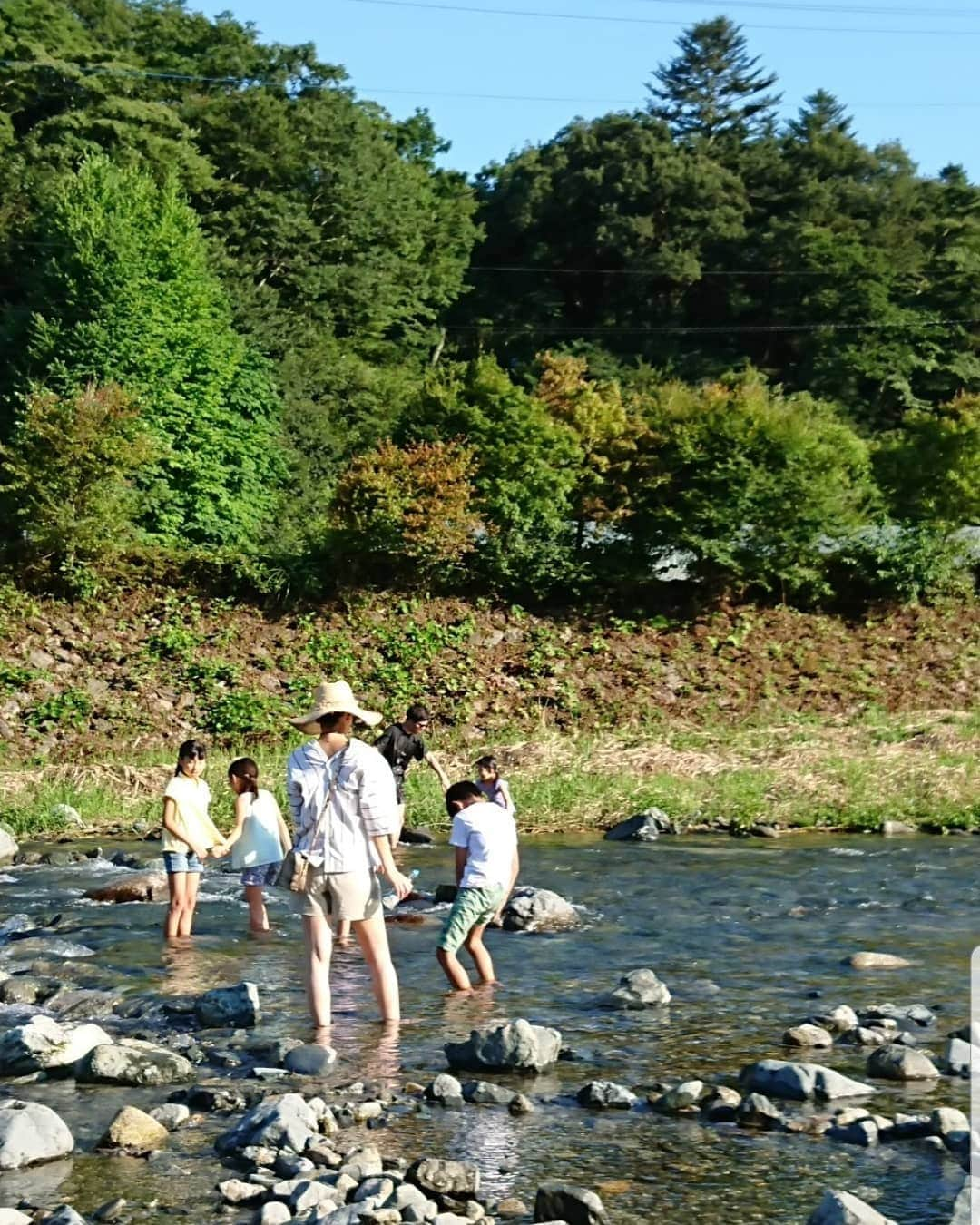 佐藤純さんのインスタグラム写真 - (佐藤純Instagram)「みんなは二泊三日。  私は一泊二日。  楽しすぎて、結局キャンプ場を出発したのが夜12時🚙  渋滞もしてたしね。  夜の花火やスイカ割りも楽しかった。  #キャンプ #camp #道志村 #川遊び #夏休み #親子 #兄妹 #ママ#ママモデル#モデル #mama #mamamodel #model」8月13日 22時29分 - junsatoidea