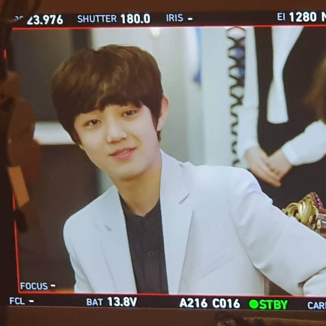 チョンジンさんのインスタグラム写真 - (チョンジンInstagram)「mbn #우아한가 #드라마 #임수향 #이장우 #이규한 #김진우 #공현주 #배종옥 #수목드라마 #전진서 #잘생긴 #잘생긴남자 #티아이 #티원엔터테인먼트 안녕하세요~~간만에 소식 올려요~~ㅋㅋ 진서가 그룹  막내아들 모서진역으로 이번 8월 21일 11시 첫방을 앞두고 있어요.. 많이 응원해주시고..꼭 시청 부탁 드려요」8月13日 22時36分 - jeon.jin.seo