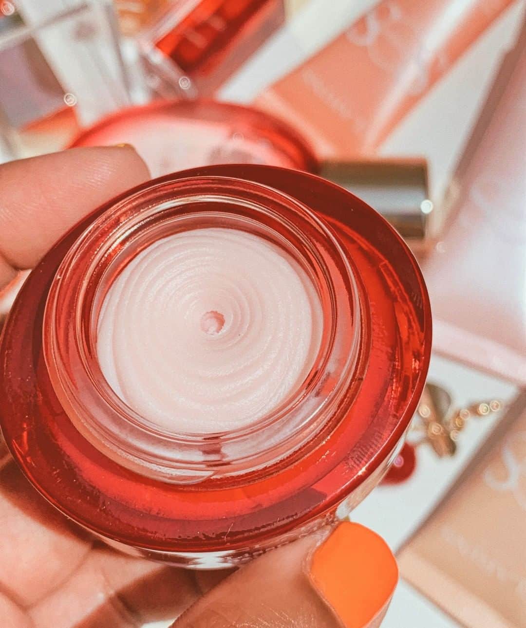 CLARINSさんのインスタグラム写真 - (CLARINSInstagram)「Consider Instant Smooth your magic in a jar to make fine lines, deep wrinkles and pores practically disappear 🙌 📷: @glowperfecto #MakeupHeroes #ClarinsMakeup」8月14日 8時20分 - clarinsusa