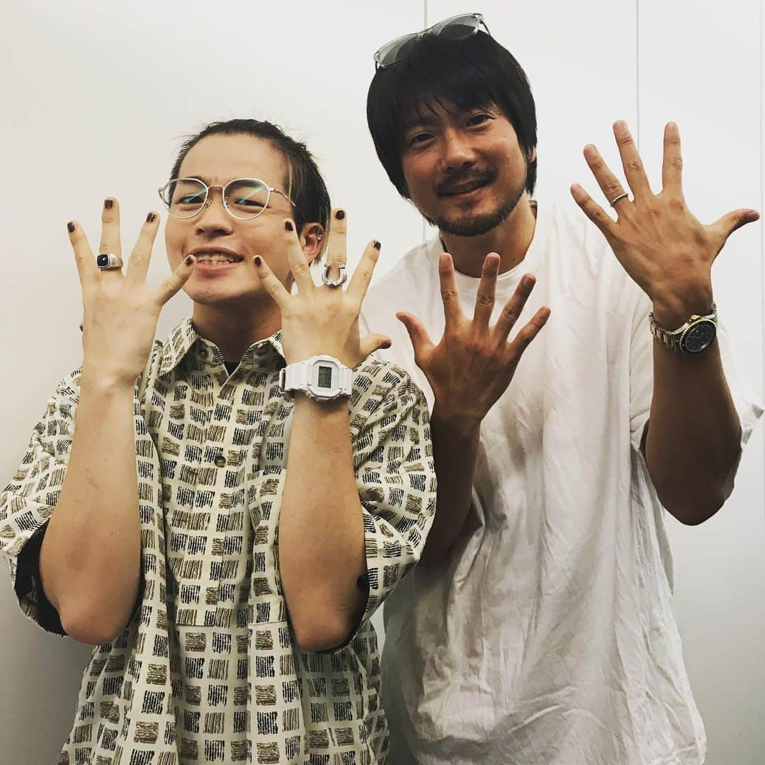 平沼紀久さんのインスタグラム写真 - (平沼紀久Instagram)「さあ、本日、ハイロー 5話‼️ テンコ盛り回です‼️😁 是非、観てください‼️浴びてください‼️ 楽しんでください‼️ ヒカルちゃんも意味深なセリフを…。 #HiGH_LOW  #WORST #第5話 #みてください #俺の全てを置いてきたw #映画がさらに面白くなる #今日も頑張っていきましょう」8月14日 8時53分 - norihisahiranuma