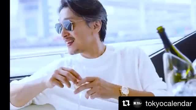 のインスタグラム：「#Repost @tokyocalendar with @get_repost ・・・ 【港区モード】「オーデマ ピゲ」の時計 . 真っ青な空の下、颯爽と海を駆け抜ける『港区おじさん』。彼の健康的な日焼け肌にピンクゴールドの時計が映える。これぞ、ラグジュアリーの極み。 ⠀⠀⠀⠀⠀⠀⠀⠀⠀ .⠀⠀⠀⠀⠀⠀⠀⠀⠀ .⠀⠀⠀⠀⠀⠀⠀⠀⠀ #東カレ #tokyocalendar #東京カレンダー #minatoku #港区おじさん #港区男子 ⠀⠀⠀⠀⠀⠀⠀⠀⠀ #船田さん#メンズ時計#オーデマピゲ#audemarspiguet #スイス時計#世界三大高級時計#mensstyle#watch#mensfashion」