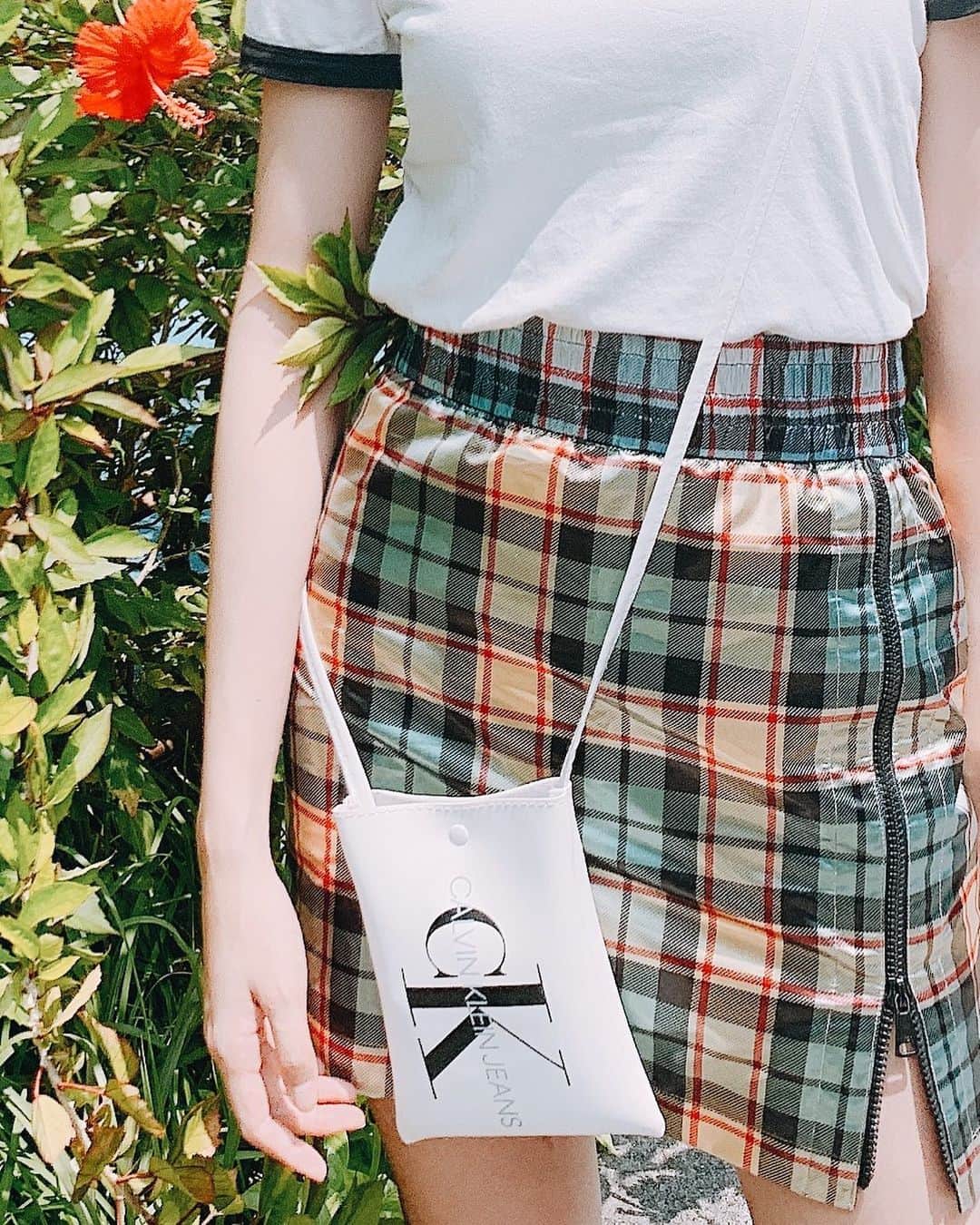 のインスタグラム：「Good morning!! #fashion #numeroventuno #n21  #calvinklein #ootd #okinawa #coordinate #ファッション #しみさや旅」