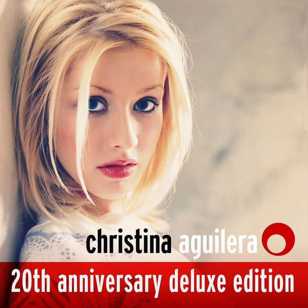 クリスティーナ・アギレラさんのインスタグラム写真 - (クリスティーナ・アギレラInstagram)「This month marks 20 years since my debut album, Christina Aguilera, was released. In its honor, I’m so excited to announce that I am releasing xxtra special versions digitally and at my store and more on August 23rd! The pre-sale begins today. Link is in my bio! Over the next few weeks, I’ll be reliving the memories from this time period. Share your memories too with the hashtag #xxtina too so I can see and share! None of this would have been possible without your love and I am so grateful. ❤️ Xoxo」8月14日 0時58分 - xtina