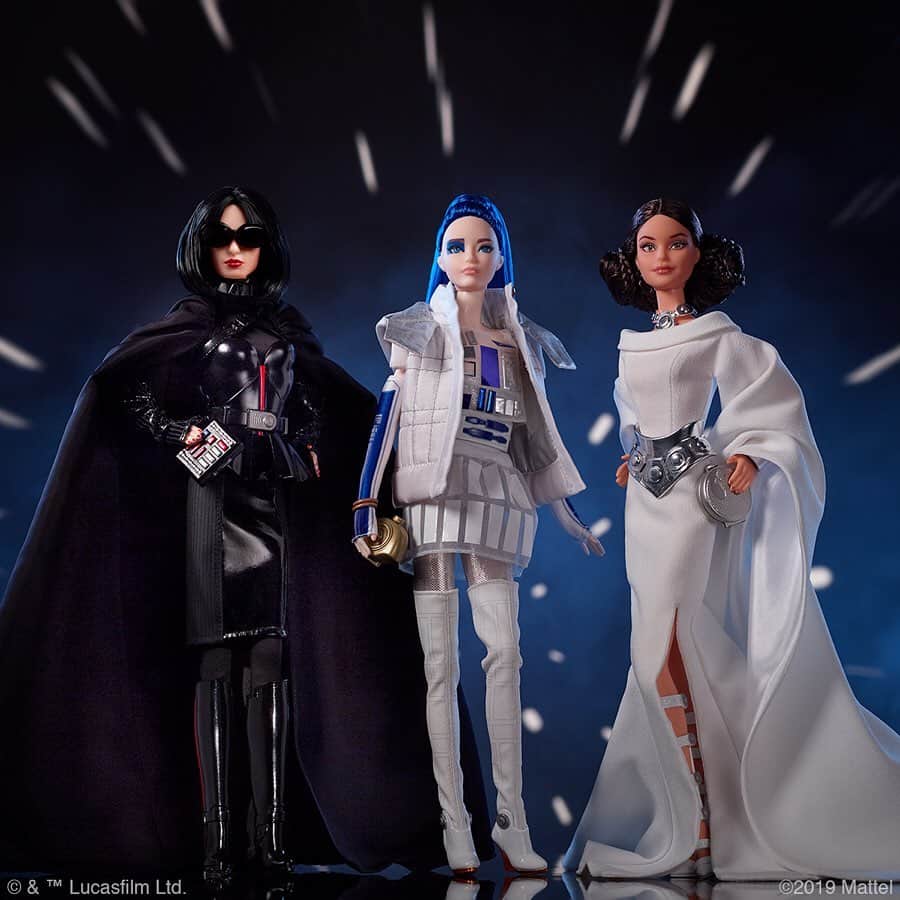 バービーさんのインスタグラム写真 - (バービーInstagram)「The Force is strong with all-new #StarWars x #Barbie Dolls! ✨ Inspired by Star Wars: A New Hope, the collection re-imagines iconic characters through a high-fashion filter. ⁣ Pre-order now on @amazon!」8月14日 2時00分 - barbie