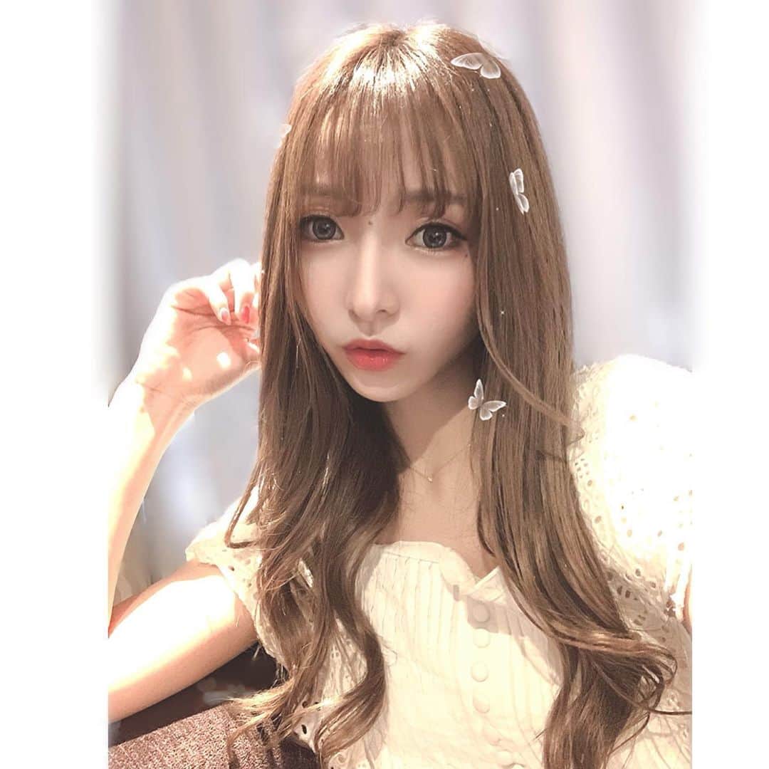 輝月あんりのインスタグラム：「good night🧸💗💤🍭 アプリで別人だ！！ #フィルターは偉大  #snsは難しい #gn  #お盆 #お盆休み  #summer #summervacation」