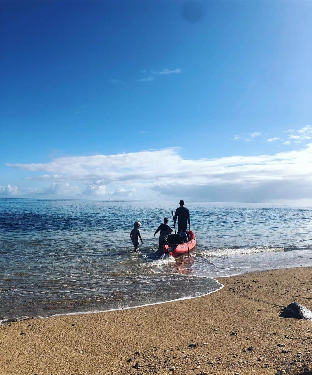 Bethany Hamiltonさんのインスタグラム写真 - (Bethany HamiltonInstagram)「Epic much needed camping trip this last week!!! #Offthegrid #family #stoked」8月14日 3時28分 - bethanyhamilton