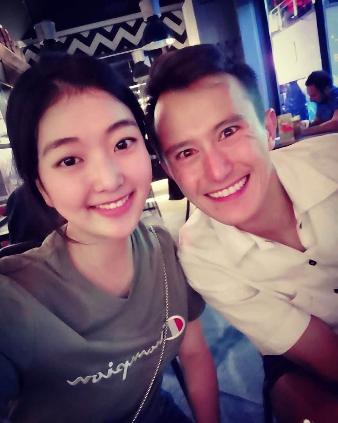 李子君のインスタグラム：「💁🏻‍♀️🤳」