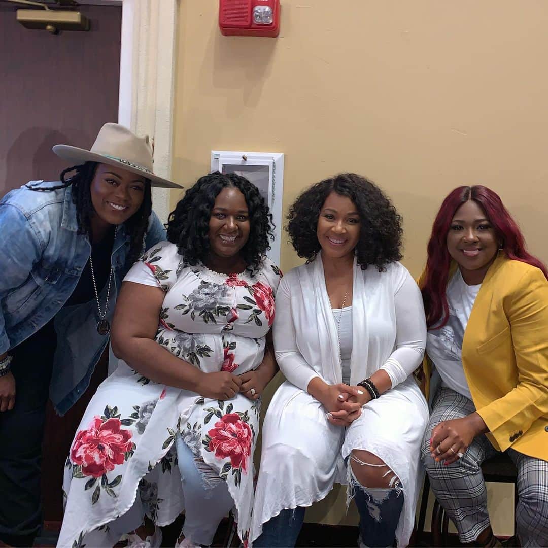エリカ・キャンベルさんのインスタグラム写真 - (エリカ・キャンベルInstagram)「Great panel with the wonderful worshippers!! @preashea @thecandywest @naomiraine #theinnercircle」8月14日 4時55分 - imericacampbell
