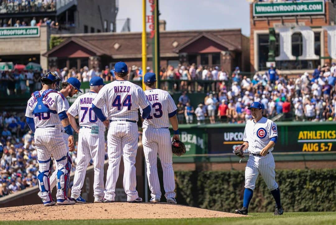 シカゴ・カブスさんのインスタグラム写真 - (シカゴ・カブスInstagram)「#CubsCollection: New Cubs. The Trade Deadline is the last point during the regular season at which players can be traded from one club to another. By the end of the day on July 31, 2019, the Chicago Cubs acquired Nicholas Castellanos from the Detroit Tigers, Derek Holland from the San Francisco Giants, Tony Kemp from the Houston Astros and David Phelps from the Toronto Blue Jays. “I’m excited to join the Chicago Cubs and help contribute in any way to help this team win,” Kemp said after the trade. The Cubs then added another new name to the roster via the waiver system. Jonathan Lucroy from the Los Angeles Angels joined the team August 8. “He’s a great catcher. He’s done a great job of getting low, keeping the ball down and a great job of controlling the game-calling. He’s going to bring a lot to the table,” said Holland, who was Lucroy’s teammate back in Texas in 2016. Check out how the new guys have been making an impact on the field since arriving in Chicago. #EverybodyIn 📸 @sgreenphoto | @darrengeorgia | @joshlevin7 | @Ryan_Meyer_Photography | @emeraldborn」8月14日 5時25分 - cubs