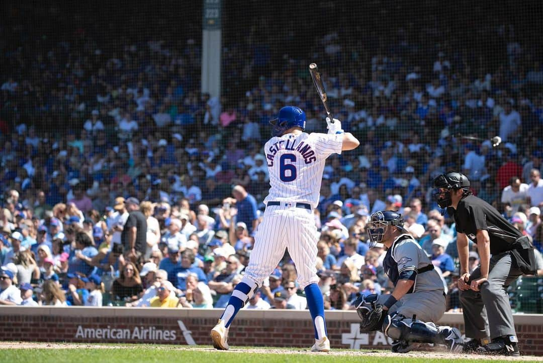 シカゴ・カブスさんのインスタグラム写真 - (シカゴ・カブスInstagram)「#CubsCollection: New Cubs. The Trade Deadline is the last point during the regular season at which players can be traded from one club to another. By the end of the day on July 31, 2019, the Chicago Cubs acquired Nicholas Castellanos from the Detroit Tigers, Derek Holland from the San Francisco Giants, Tony Kemp from the Houston Astros and David Phelps from the Toronto Blue Jays. “I’m excited to join the Chicago Cubs and help contribute in any way to help this team win,” Kemp said after the trade. The Cubs then added another new name to the roster via the waiver system. Jonathan Lucroy from the Los Angeles Angels joined the team August 8. “He’s a great catcher. He’s done a great job of getting low, keeping the ball down and a great job of controlling the game-calling. He’s going to bring a lot to the table,” said Holland, who was Lucroy’s teammate back in Texas in 2016. Check out how the new guys have been making an impact on the field since arriving in Chicago. #EverybodyIn 📸 @sgreenphoto | @darrengeorgia | @joshlevin7 | @Ryan_Meyer_Photography | @emeraldborn」8月14日 5時25分 - cubs