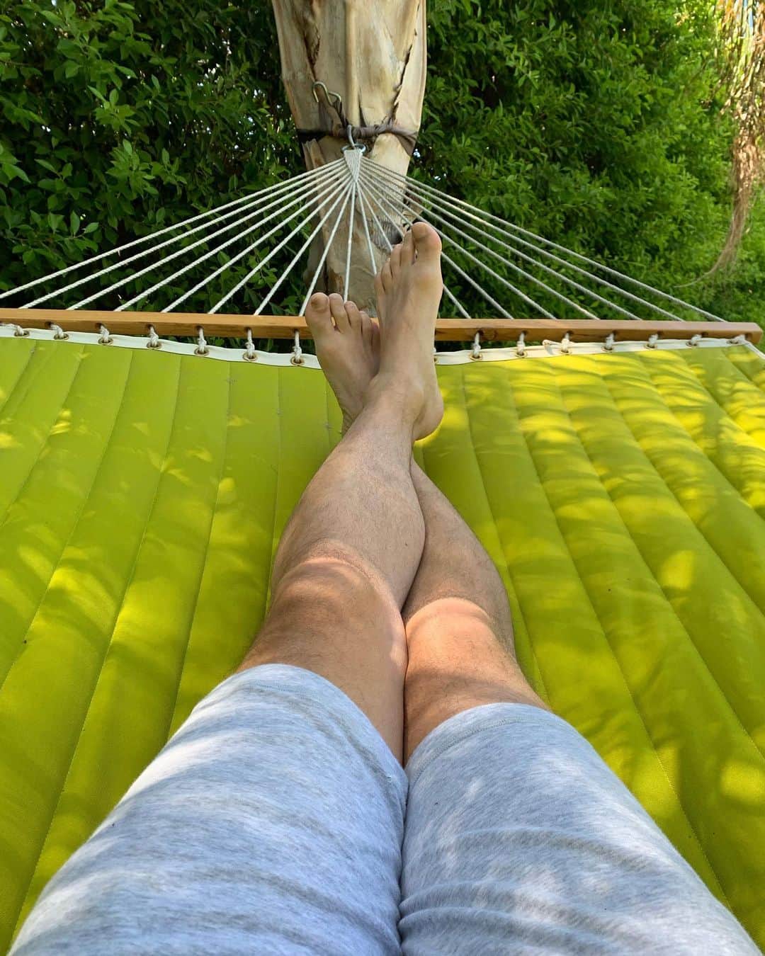 ジョン・バロウマンさんのインスタグラム写真 - (ジョン・バロウマンInstagram)「Back in the #hammock My go to #happyplace #calmplace #jungle #imaceleb2018 jb」8月14日 5時53分 - johnscotbarrowman