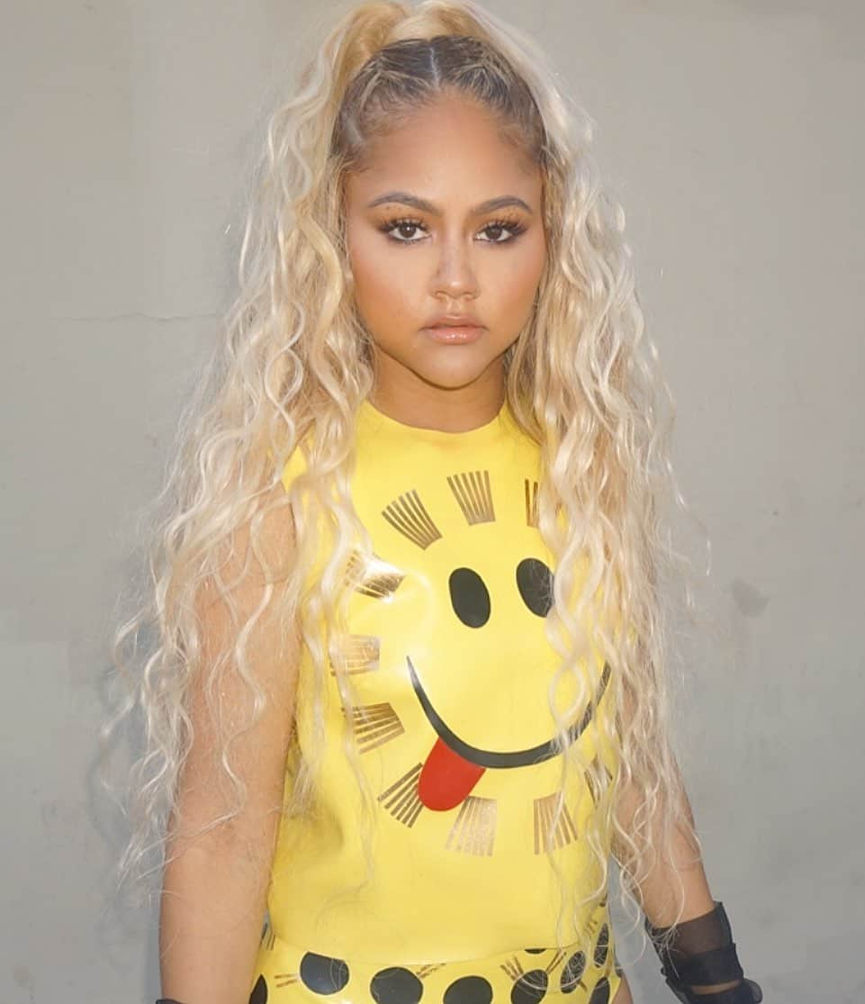 キャット・デルーナさんのインスタグラム写真 - (キャット・デルーナInstagram)「You guys!! I’m missing my Goldie locks💫💫」8月14日 6時43分 - katdeluna