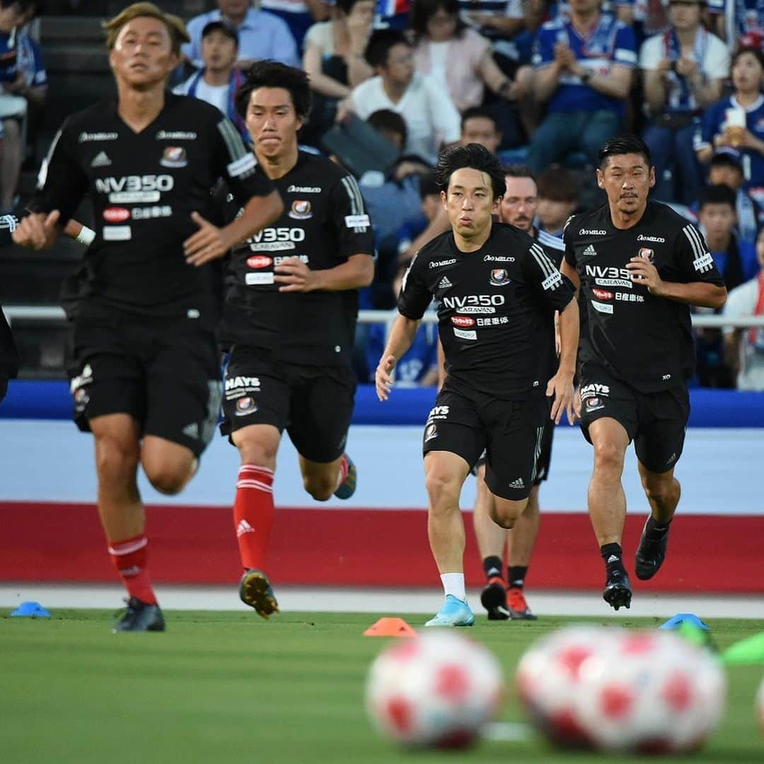 横浜F・マリノスさんのインスタグラム写真 - (横浜F・マリノスInstagram)「天皇杯3回戦 vs 横浜FC まもなくキックオフ！ . #fmarinos #天皇杯 #ウォームアップ #warmup #中川風希 #三好康児 #渡辺皓太 #ドゥシャン #DusanCvetinovic」8月14日 18時57分 - yokohamaf.marinos