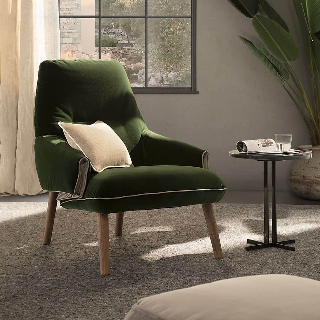 Natuzzi Officialさんのインスタグラム写真 - (Natuzzi OfficialInstagram)「Classical and cozy Scandinavian look: this is our Emma armchair. Soft shapes for an ultimate comfort matched with refined design. #Natuzzi #NatuzziItalia #comfort #elegance #design #lifestyle #style #furniture #homefurniture #madeinitaly #living #interiordesign #decor #furnituredesign #homedesign #inspiration #interior #instadesign #designlovers #italianstyle #homedecor #lovedesign #designers #designer」8月14日 19時00分 - natuzzi