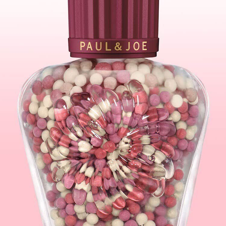 PAUL & JOE BEAUTEさんのインスタグラム写真 - (PAUL & JOE BEAUTEInstagram)「・﻿ ＼Wine inspired Pearl Primers／﻿ ■PEARL FOUNDATION PRIMER 003 004 ﻿ ☆Pre-order starts from 8/18(Sun)﻿ ☆Available 9/1(Sun)﻿ *Check your local market for availability*﻿ ﻿ An adorable foundation primer with 3 shades of compact balls of pearls that resemble champagne grapes! ﻿ Shade 003, Pinot Noir, is infused with pink pearls that add a natural flush and healthy glow to the skin. ﻿ Shade 004, Muscadet, offers green ‘grapes’ to balance redness and even skin tone. ﻿ ﻿ Which wine do you prefer?﻿ ﻿ #PaulandJoe #paulandjoebeaute #ポールアンドジョー #ポルジョ #nice #good #beautiful #beauty #instagood #autumn #autumncollection #cosmetics #cosme #limited #primer #pearlprimer #LesVendanges #レヴァンダンジュ #プライマー #パールファンデーションプライマー #ワイン #ワインカラー #下地 #化粧下地 #美容液 #限定コスメ」8月14日 18時00分 - paulandjoe_beaute