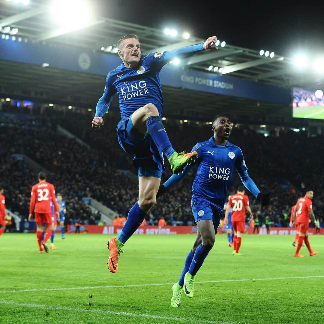 レスター・シティFCさんのインスタグラム写真 - (レスター・シティFCInstagram)「Jamie Vardy scored the first of his 106 Leicester City goals (so far!) #OnThisDay 7️⃣ years ago 🦊↔️」8月14日 18時36分 - lcfc