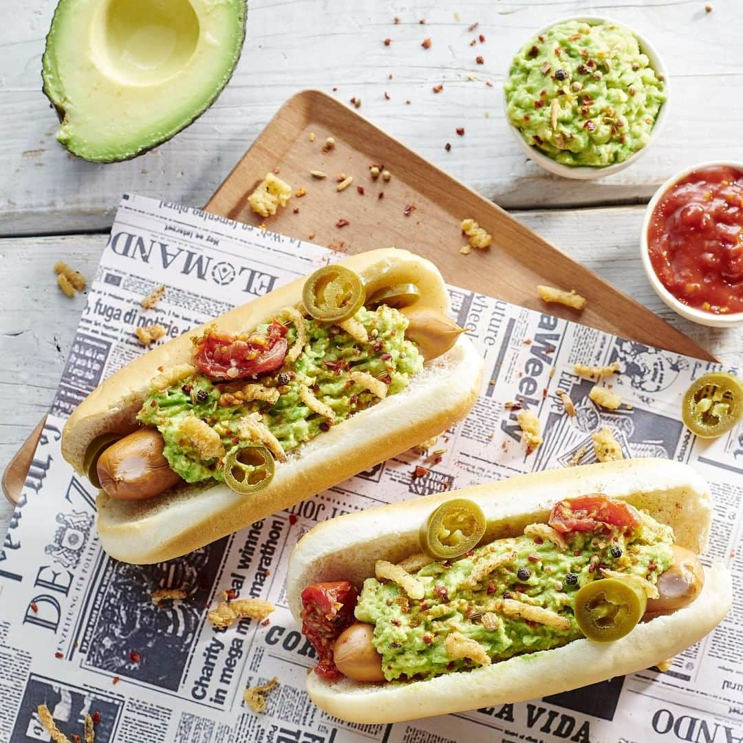 Carrefour Franceさんのインスタグラム写真 - (Carrefour FranceInstagram)「Qui veut un hot dog 🌭 ? Pour changer on remplace la fameuse moutarde par un guacamole légèrement épicé 🥑🌶️ #Hotdog #sweety #delicious #Instafood #Carrefour #CarrefourFrance #yummy #ActForFood #Avocado #Guacamole」8月14日 18時46分 - carrefourfrance