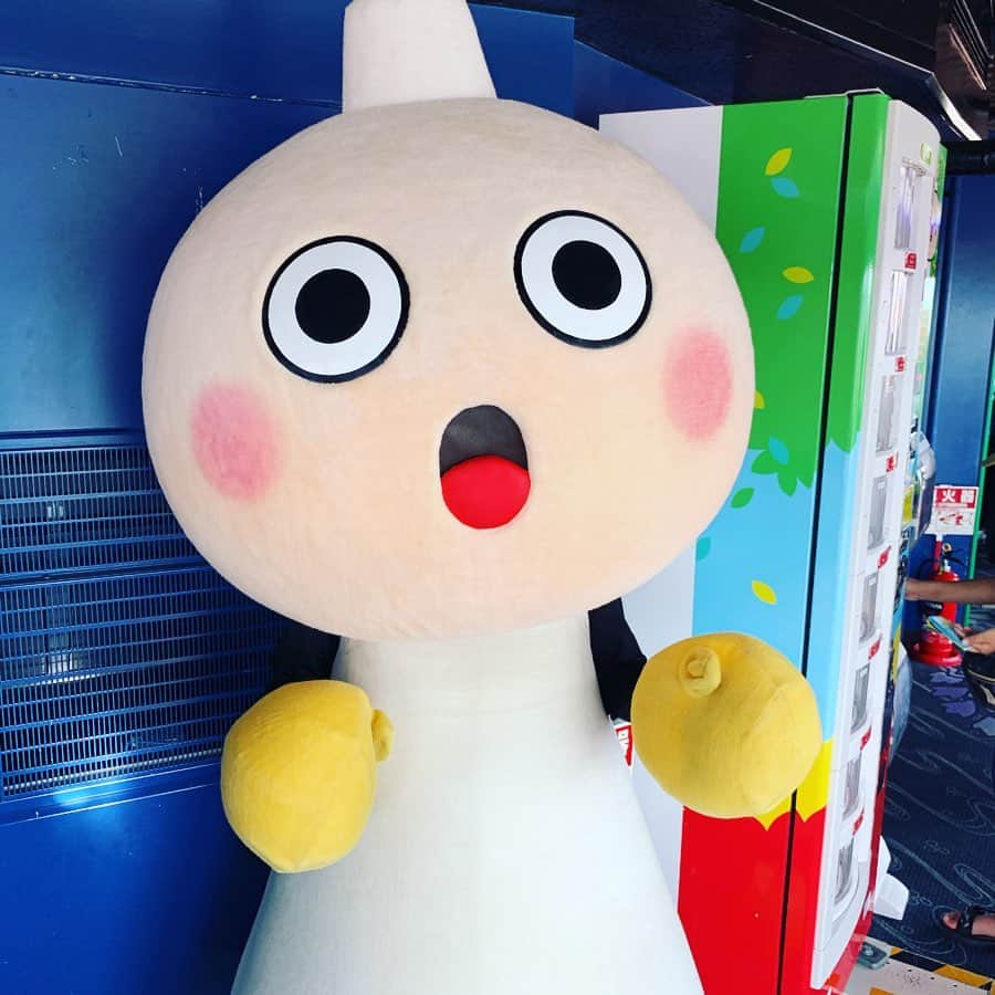 のインスタグラム：「久しぶりの #たわわちゃんグリーティング  へ。クーラーの前で頑張っていました😍上りエレベーターに並ぶのに5分、会えたのはたったの2分😭下りエレベーターもなかなかの行列で10分ほど💦それでも会えて嬉しかったです。またねー！ #たわわちゃん #京都タワー #DJAIKO62 #kyototower #happy #kawaii #cute」
