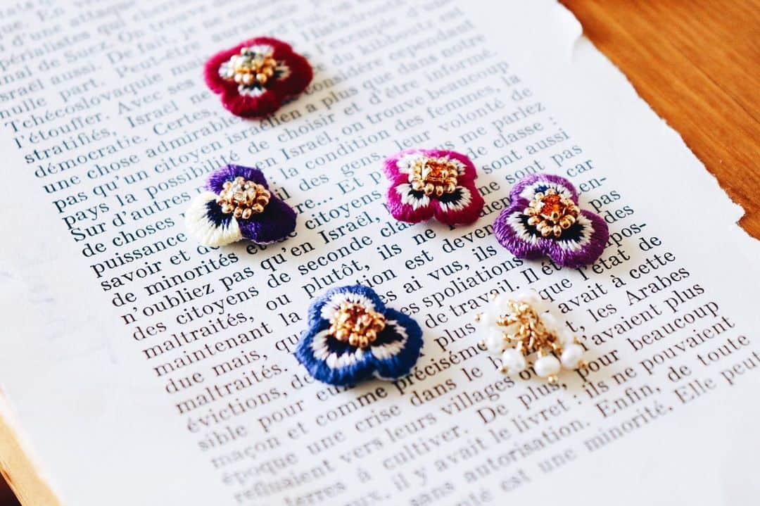 handmade shopのインスタグラム：「試作🌟﻿ ﻿ 新作つくってます！﻿ おたのしみに」
