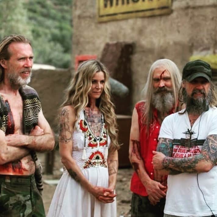 ロブ・ゾンビのインスタグラム：「Me and the gang getting ready for mayhem. Get your tickets now from www.fathomevents.com#sherimoonzombie #richardbrake #billmoseley #3fromhell」