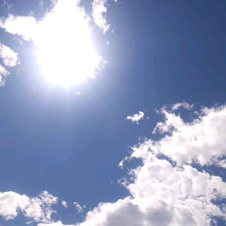 のインスタグラム：「今日もいい天気🌞 お盆休み皆さんゆっくりしてますか？ お仕事の方もいるかな💦 ・ 涼しい #長野 もこの #猛暑 で昼間は珍しく暑くなっててびっくり😳 ・ ・ #野尻湖 #nojiriko #湖散歩 #family #ウェイクボード #来年こそ笑 #nagano」