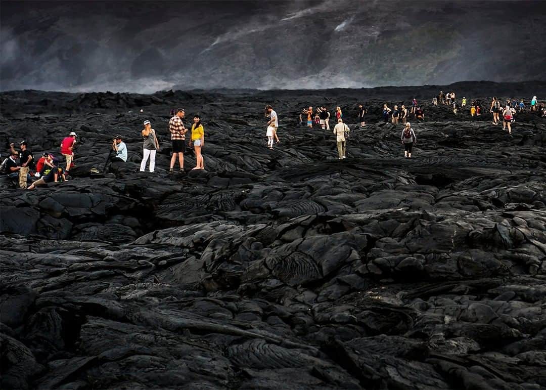 ナショナルジオグラフィックさんのインスタグラム写真 - (ナショナルジオグラフィックInstagram)「Photo by Dina Litovsky @dina_litovsky | People walk on a hardened lava field at the Volcanoes National Park on the Big Island, Hawaii. The expansive park is home to two volcanoes, including Kilauea, one of the most active volcanoes on Earth. For more images around the world, follow me @dina_litovsky.」8月14日 11時34分 - natgeo