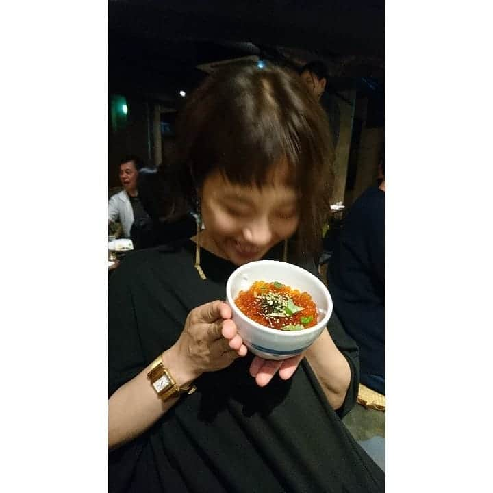 花陽みらさんのインスタグラム写真 - (花陽みらInstagram)「下北ナイト🌛 彼女のいくら愛を強く感じた１日(笑)  相変わらず、わいわい笑いがたえない。  みんなから、ハッピー沢山もらって😊 今日からのWSも沢山吸収して！ 最高に楽しもう💪💪 #下北ナイト #93期」8月14日 11時44分 - miku_hanahi