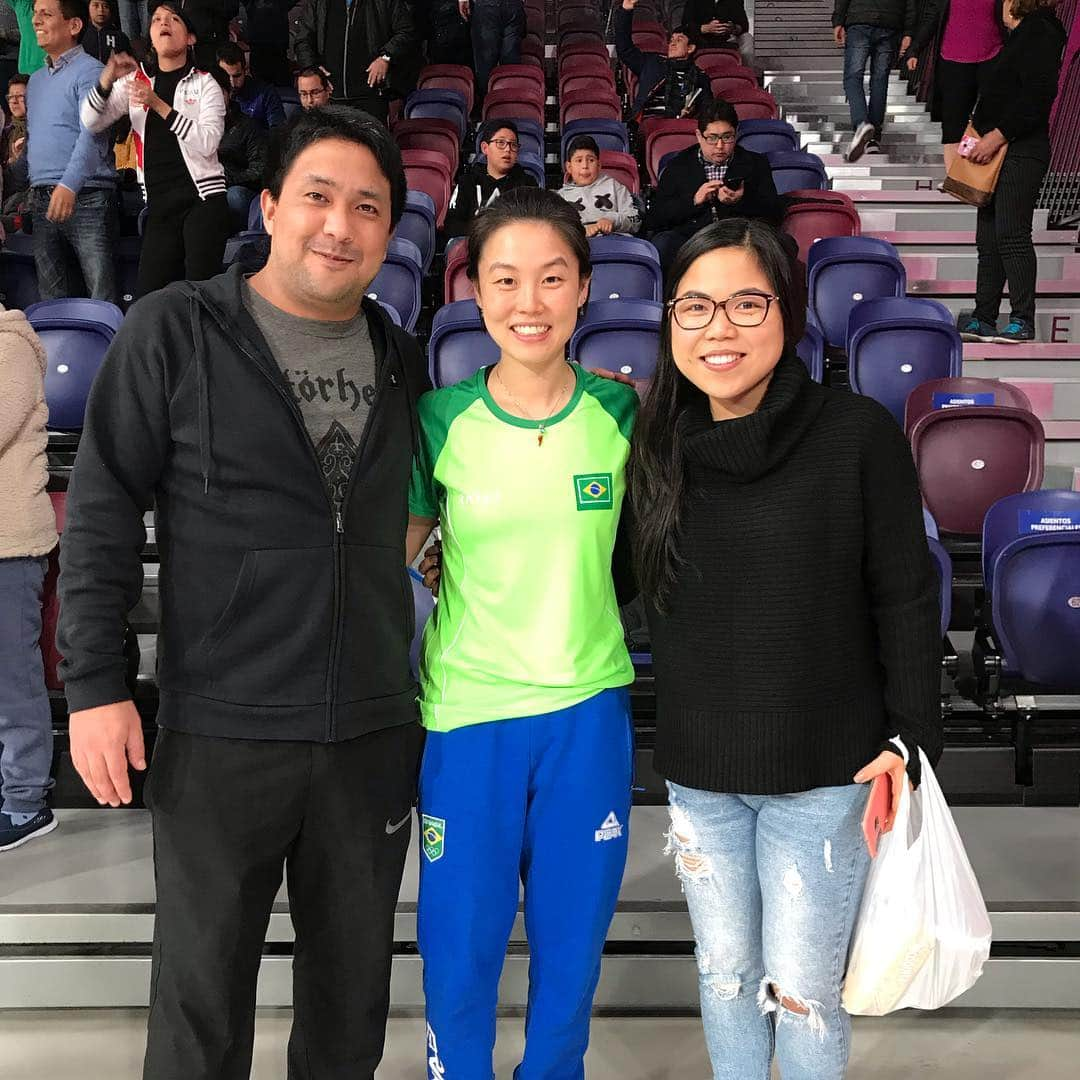 ジェシカ・ヤマダさんのインスタグラム写真 - (ジェシカ・ヤマダInstagram)「Lo mejor del tenis de mesa son los amigos ❤️🏓 PS.: falto mucha gente! #amigos#latinos#los quieromucho」8月14日 12時02分 - jessica_yamada