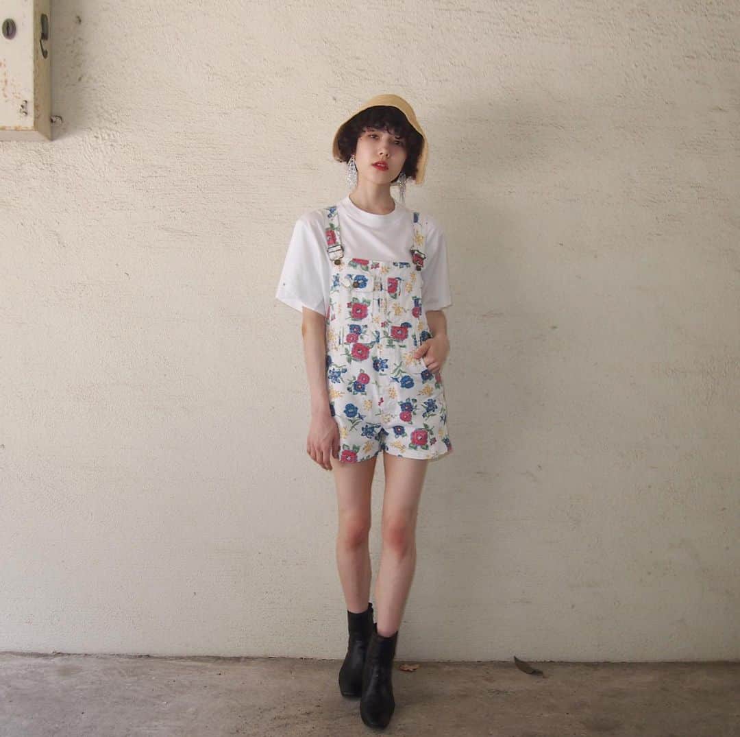 Sisterさんのインスタグラム写真 - (SisterInstagram)「- 「USED & VINTAGE」「Accessory」Now on sale- #sister_tokyo #sisterusedselection #accessory」8月14日 13時07分 - sister_tokyo