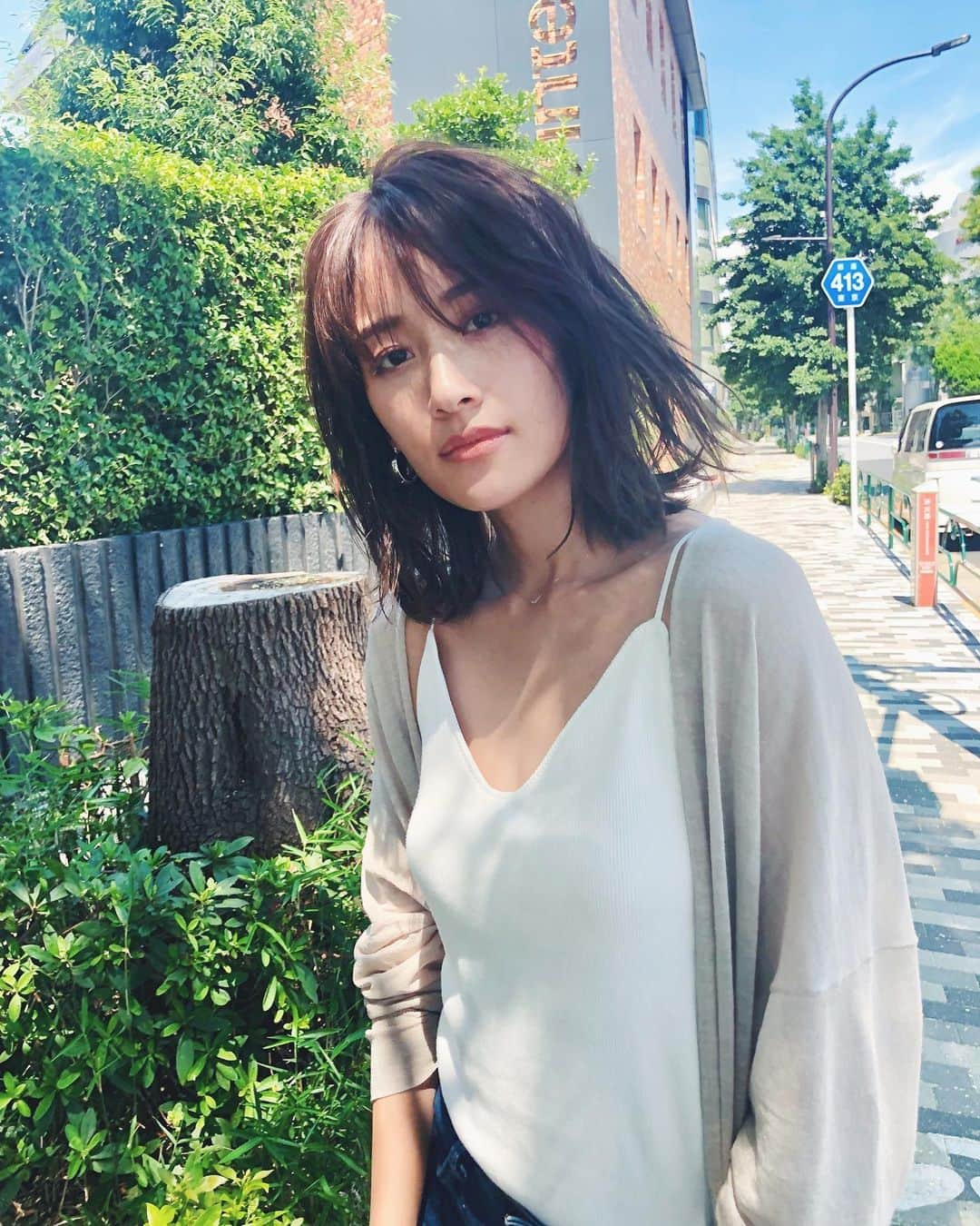 川口優菜さんのインスタグラム写真 - (川口優菜Instagram)「. 今日は湿気でサングラスが曇るwww 本日も暑いのてタンクトップ生活🙏楽しいお盆を💁‍♀️💁‍♀️」8月14日 13時34分 - yuna.kawaguchi