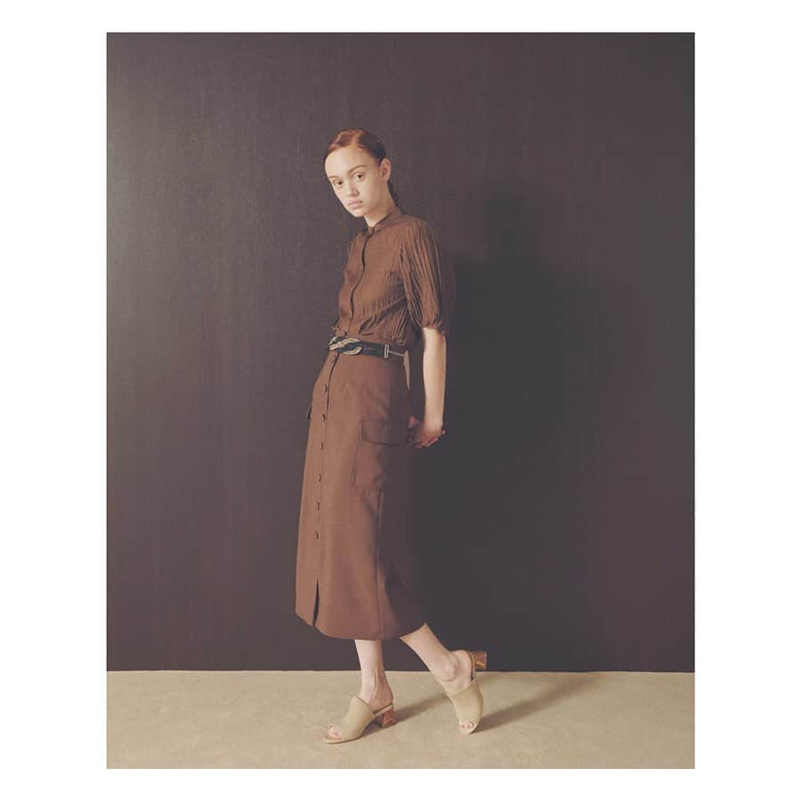 Lily Brownさんのインスタグラム写真 - (Lily BrownInstagram)「- autumn brown - ﻿ ﻿ ﻿#lilybrown #リリーブラウン﻿ #autumn #autumncollection ﻿ #vintage #vintagefuture #店頭入荷中」8月14日 14時34分 - lily_brown_official
