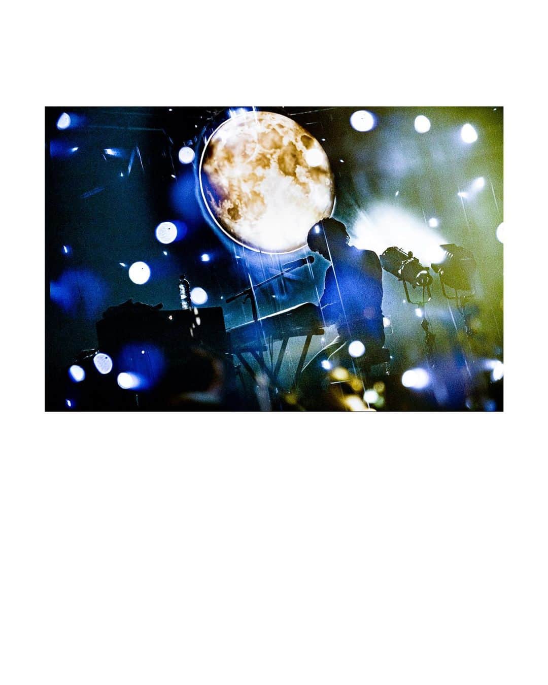 浜野カズシさんのインスタグラム写真 - (浜野カズシInstagram)「LAMP IN TERREN」8月14日 14時45分 - hamanokazushi