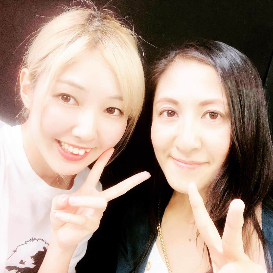 大越かず江さんのインスタグラム写真 - (大越かず江Instagram)「✩.*˚ある日の通り雨と共に✩.*˚ 昨日の集中稽古中にて❁⃘*.ﾟ MONSTER GIRLFRIEND 遠藤しずかちゃんとﾊﾟｼｬｯ! Σp[【◎】]ω･´) 本番まであと一週間⤴︎ ⤴︎⤴︎ 集中しなきゃ⤴︎ ⤴︎⤴︎ 負けないよ( •̀ᄇ• ́)ﻭ✧❁⃘*.ﾟ⤴︎ ⤴︎⤴︎ 素敵な舞台にする❁⃘*.ﾟ  皆様是非ご来場くださいねLᵒᵛᵉ❤ᵧₒᵤ  #ある雨  #舞台  #rain  #畑中晋太郎  #akb48  #monstergirlfriend  #遠藤しずか  #新宿村live  #やさしさ  #魅力  #笑顔  #smile  #癒し  #空  #舞台好きな人と繋がりたい  #未来  #future  #希望  #hope  #夢  #dream  #愛  #love  #女優  #actor  #モデル  #model  #芸能 #仕事」8月14日 15時08分 - bluemoonseasky