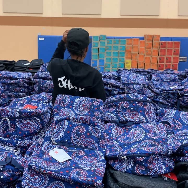 ジェニファー・ハドソンのインスタグラム：「Let’s go! #juliandkinggiftfoundation2019」