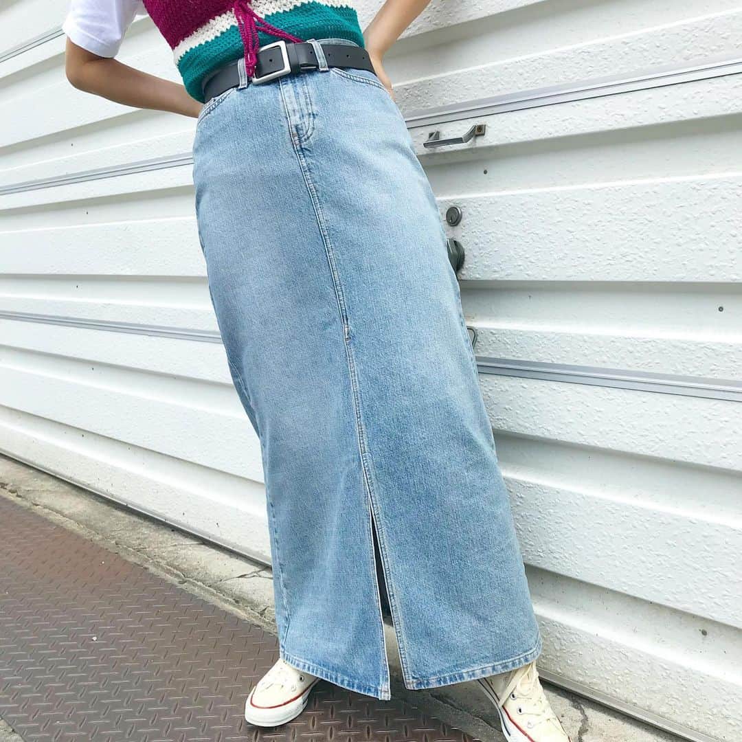 原宿シカゴさんのインスタグラム写真 - (原宿シカゴInstagram)「#原宿シカゴ京都店 . 秋物続々入荷中🌼🍃 レディースアイテムでは 秋物スカートが早くも店頭に💁🏼‍♀️ デニムやコーデュロイ、チェックスカートなど揃ってます！！🍕 . #usedclothing#used#vintage#instafashion#fashion#ootd#harajukuchicago#kyoto#japan#instagood#sunmmer#autmun#adidas #ストリートスナップ#古着屋#古着#京都#京都古着屋#河原町  #古着コーデ#京都古着#古着好きな人と繋がりたい#おしゃれさんと繋がりたい#デニムスカート」8月14日 15時24分 - harajukuchicago_official
