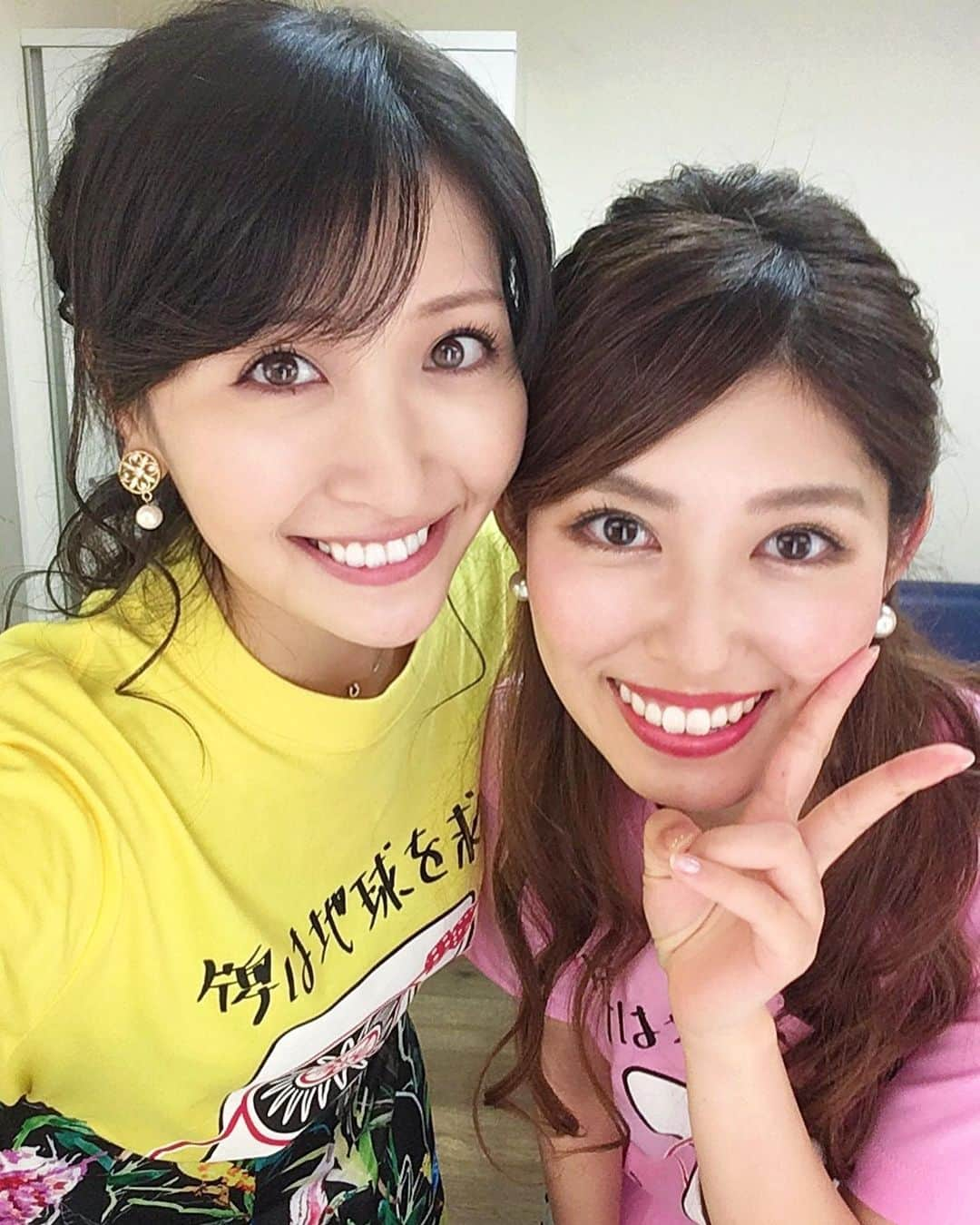 橘ゆりかさんのインスタグラム写真 - (橘ゆりかInstagram)「🌈ルリかるコンビでした🌈﻿ ﻿ ﻿ 24時間われポン終わった後も﻿ 一緒にご飯いったの☺️﻿ ﻿ 優しくて何話してもつっこんでくれて笑！﻿ めっちゃ楽しい夜でした〜🍚❤️✨﻿ ﻿ ﻿ #われポン #横山ルリカ さん #橘ゆりか」8月14日 15時34分 - yuricalcal