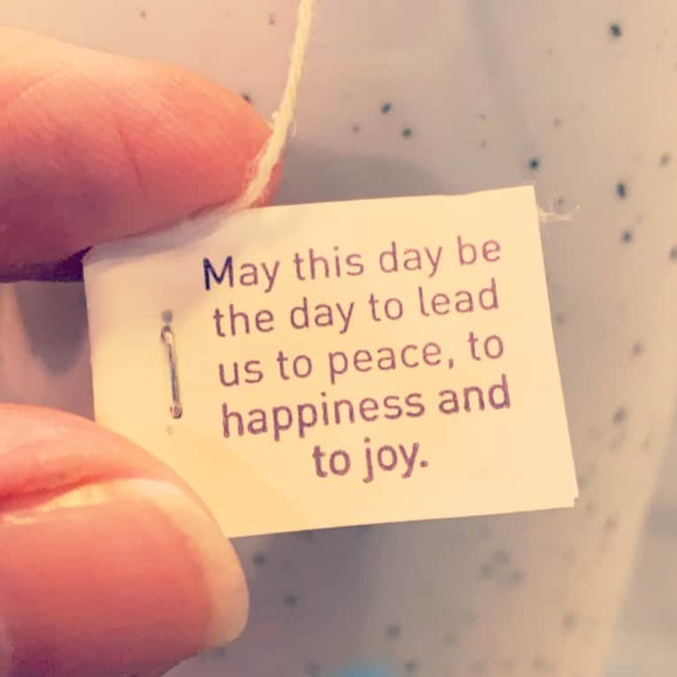 デブラ・メッシングさんのインスタグラム写真 - (デブラ・メッシングInstagram)「#MORNINGMANTRA」8月14日 15時36分 - therealdebramessing