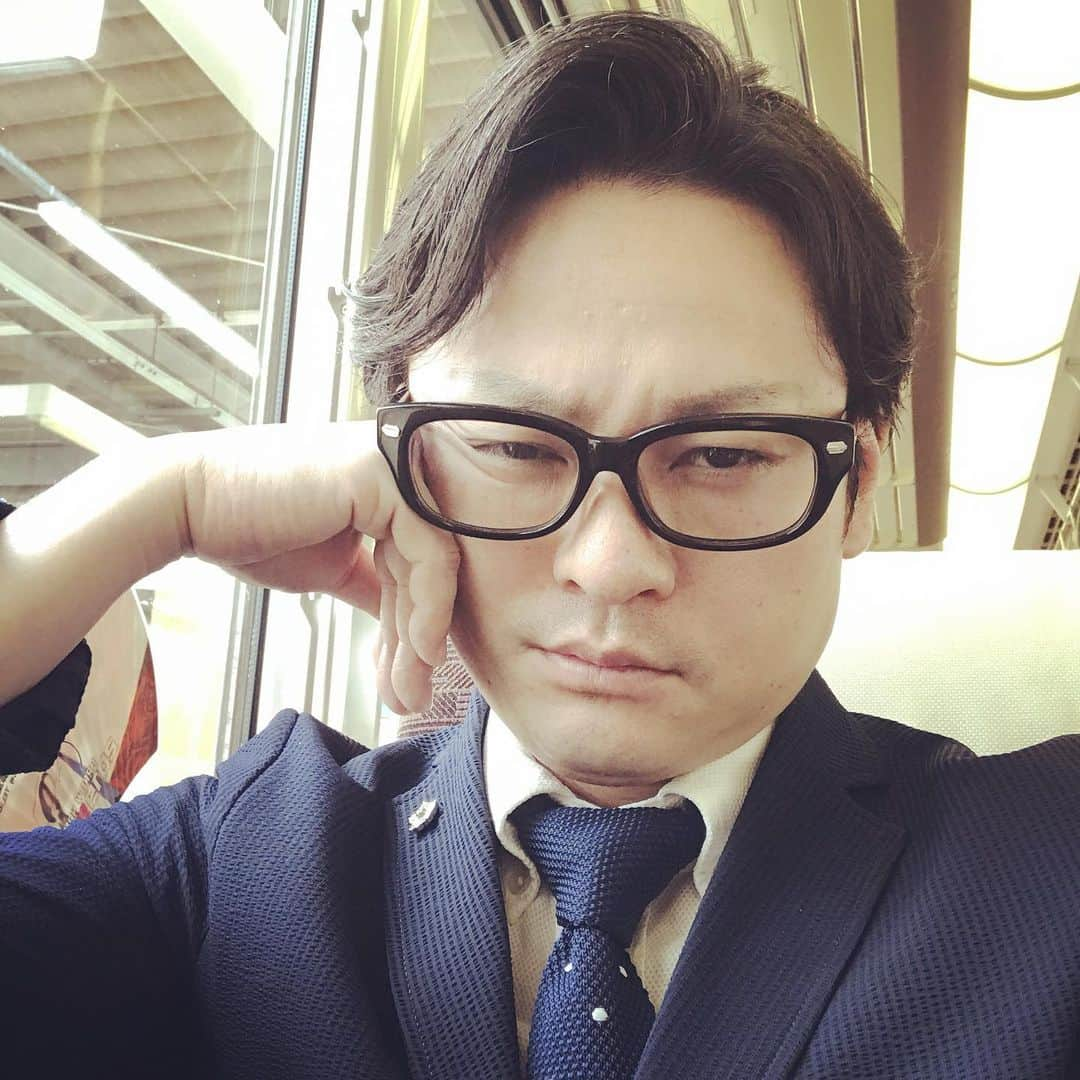 片岡千壽さんのインスタグラム写真 - (片岡千壽Instagram)「ちょっくら行って参ります！！おめでたい集いへ🎉🎉 決して嫌がってる顔ではありません。暑いのです、、、 てか台風近づいてるんですよね⁉️皆様気を付けて下さいまし❗️ #お出かけ #おめでたい #嬉しい #片岡千壽 #台風 #怖いね #お気を付けて #明日京都行けるかしらん」8月14日 16時07分 - senju.kataoka