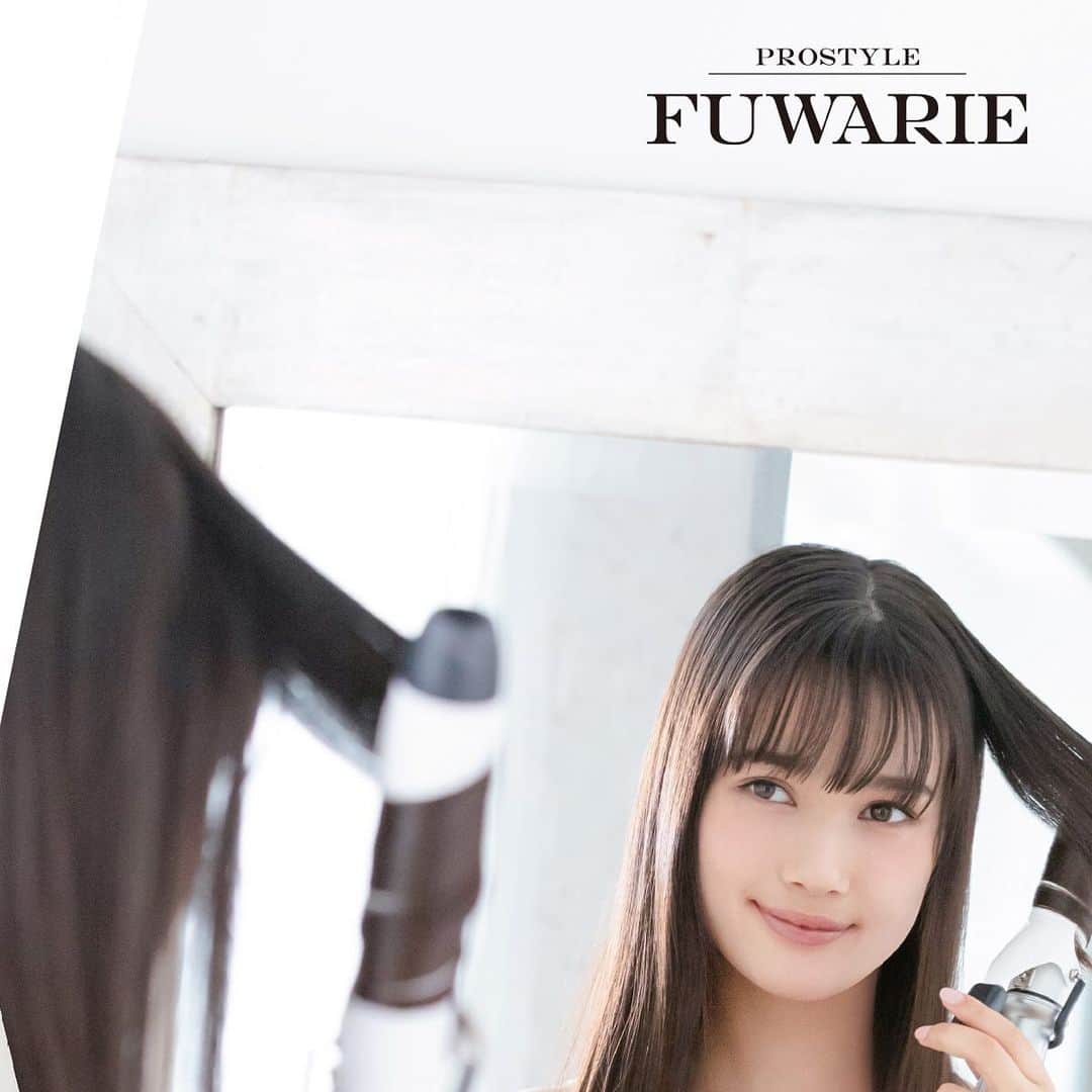 FUWARIE(フワリエ)【公式】さんのインスタグラム写真 - (FUWARIE(フワリエ)【公式】Instagram)「. FUWARIEのイメージモデルに新しくメドウズ舞良ちゃんを迎え、メインビジュアルも新しくなりました！  公式WEBサイトではHOW TOも公開中！TOPのURLから飛んでチェックしてみてね♡ . . . #FUWARIE #フワリエ #ヘア#ヘアアレンジ#スタイリング剤#コテ#アイロン#メドウズ舞良 #イメージモデル #巻き髪#ストレートヘア#ダメージケア#ヘアケア#ヘアメイク#ヘアセット #モテ髪#ロングヘア#ゆるふわ#hair#モテヘアアレンジ#hairarrange」8月14日 16時14分 - fuwarie_kracie